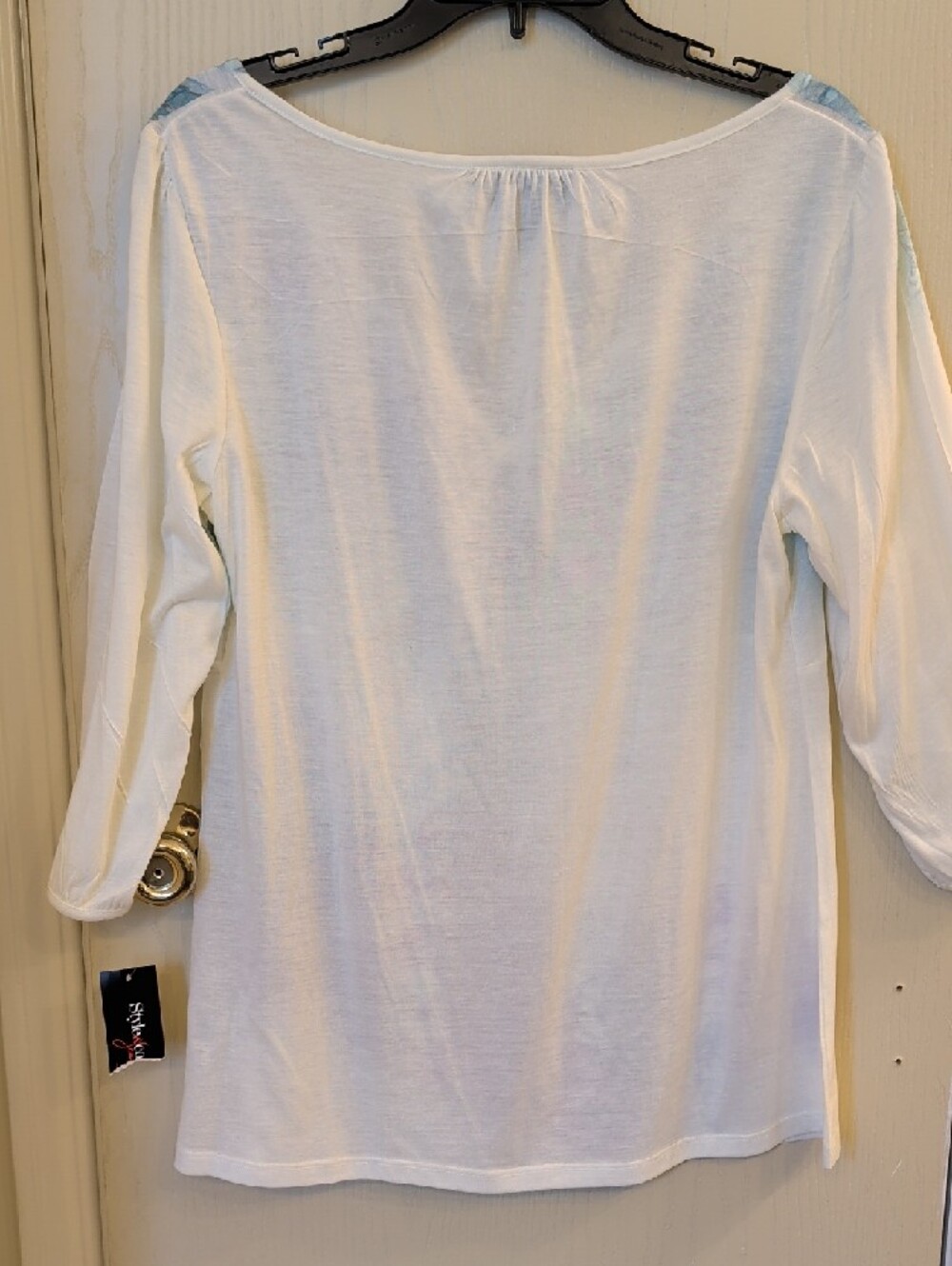 Style & Co White V-Neck Scroll Print Top Blue Purple Accents Large NWT - Picture 5 of 7
